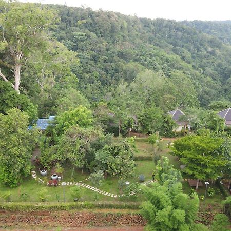 Homestay Phumi Pu Kle Kültér fotó